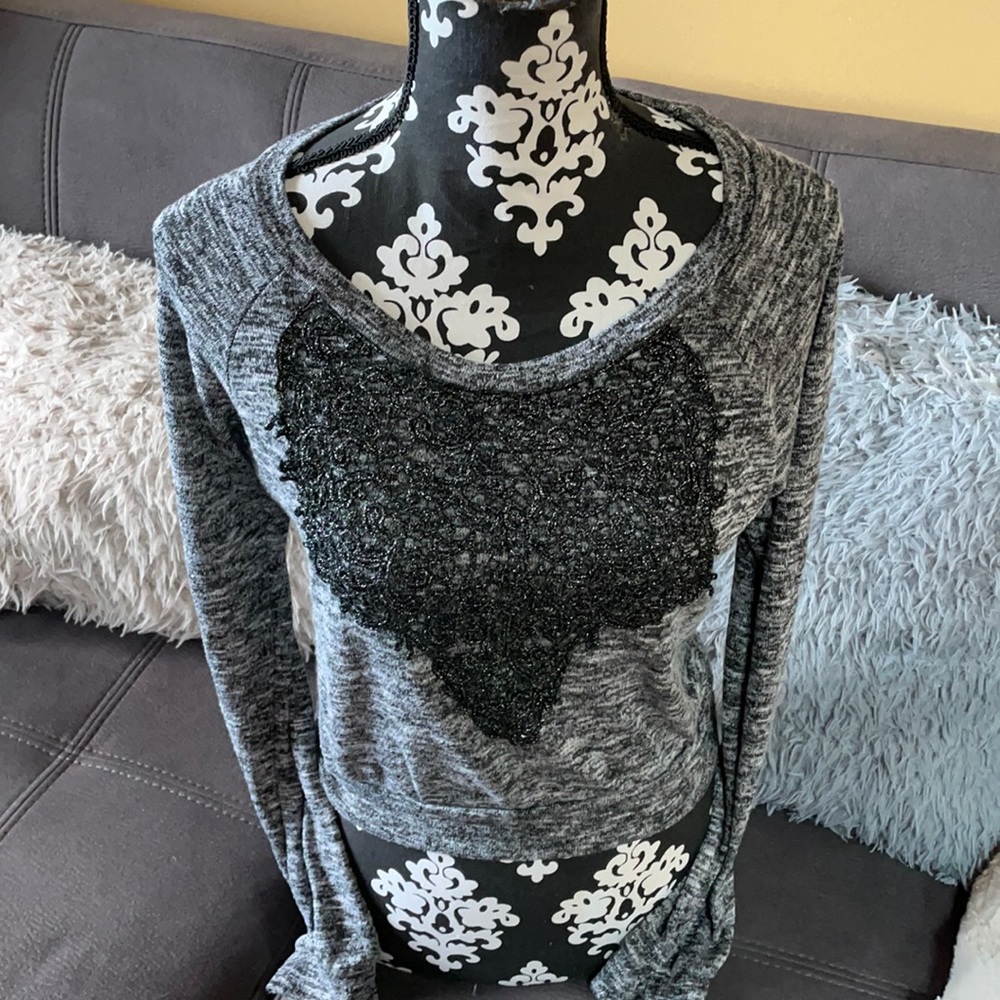 CHARLOTTE RUSSE Gray & Black Sweater Size Medium
